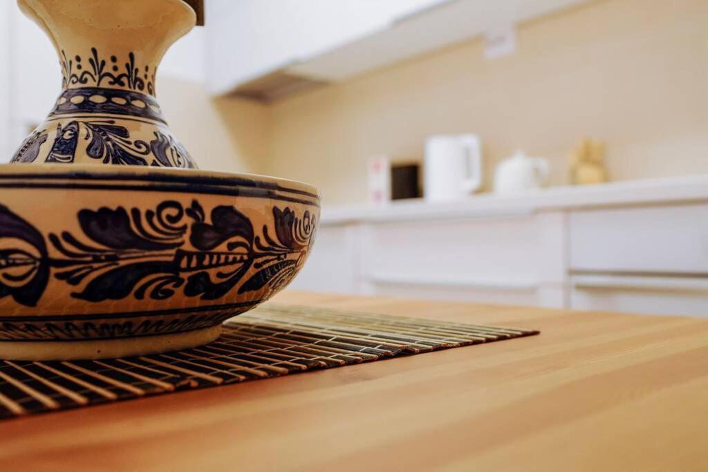 Elegant Vibes Apartment Next To Obor Market Bucureşti Ngoại thất bức ảnh