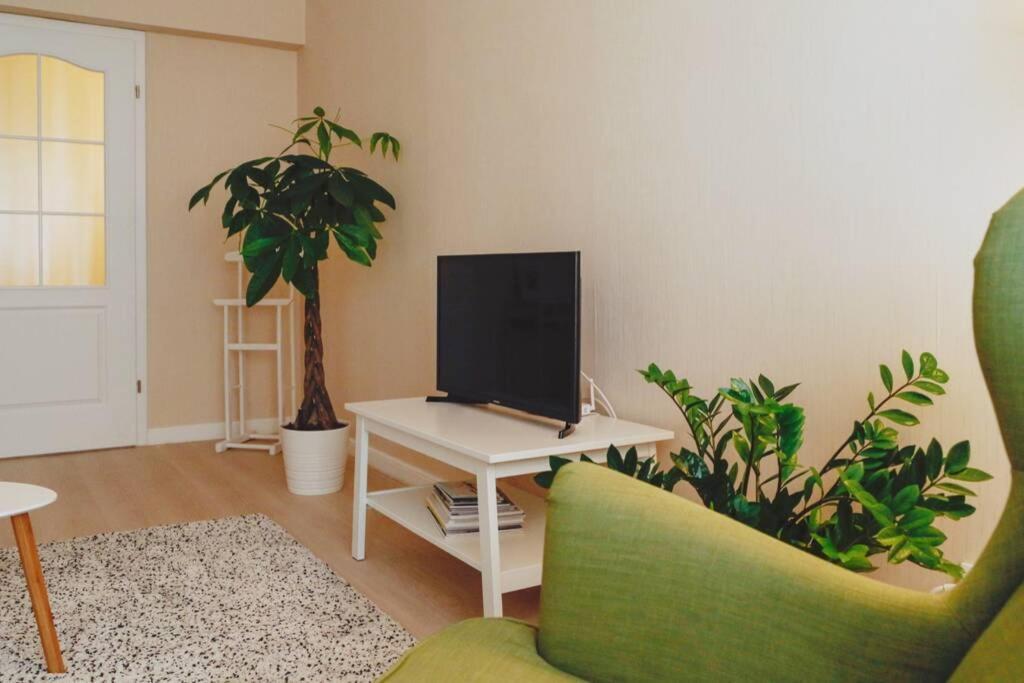 Elegant Vibes Apartment Next To Obor Market Bucureşti Ngoại thất bức ảnh