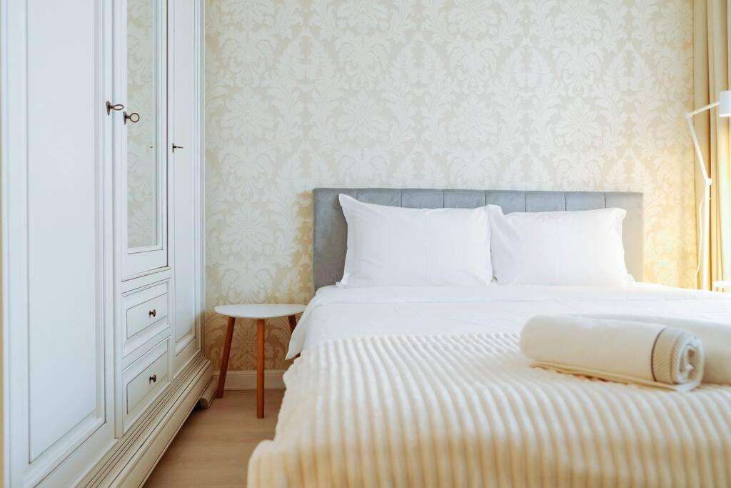 Elegant Vibes Apartment Next To Obor Market Bucureşti Ngoại thất bức ảnh